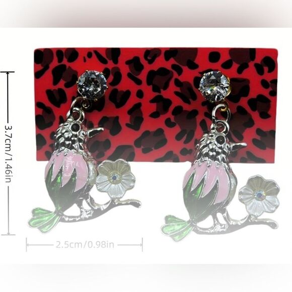 🩷 Betsey Johnson New stunning hummingbird bird on a branch earrings 🩷 - Picture 2 of 5